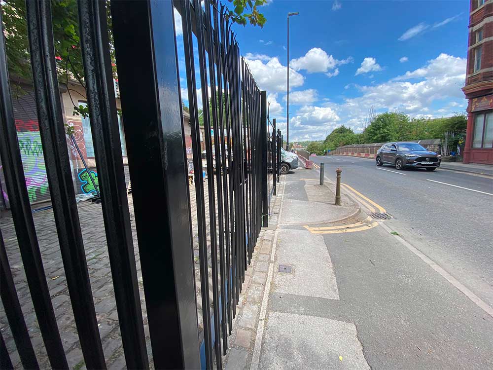 Steel-Palisade-Perimeter-Fencing-Installation-Leeds-5